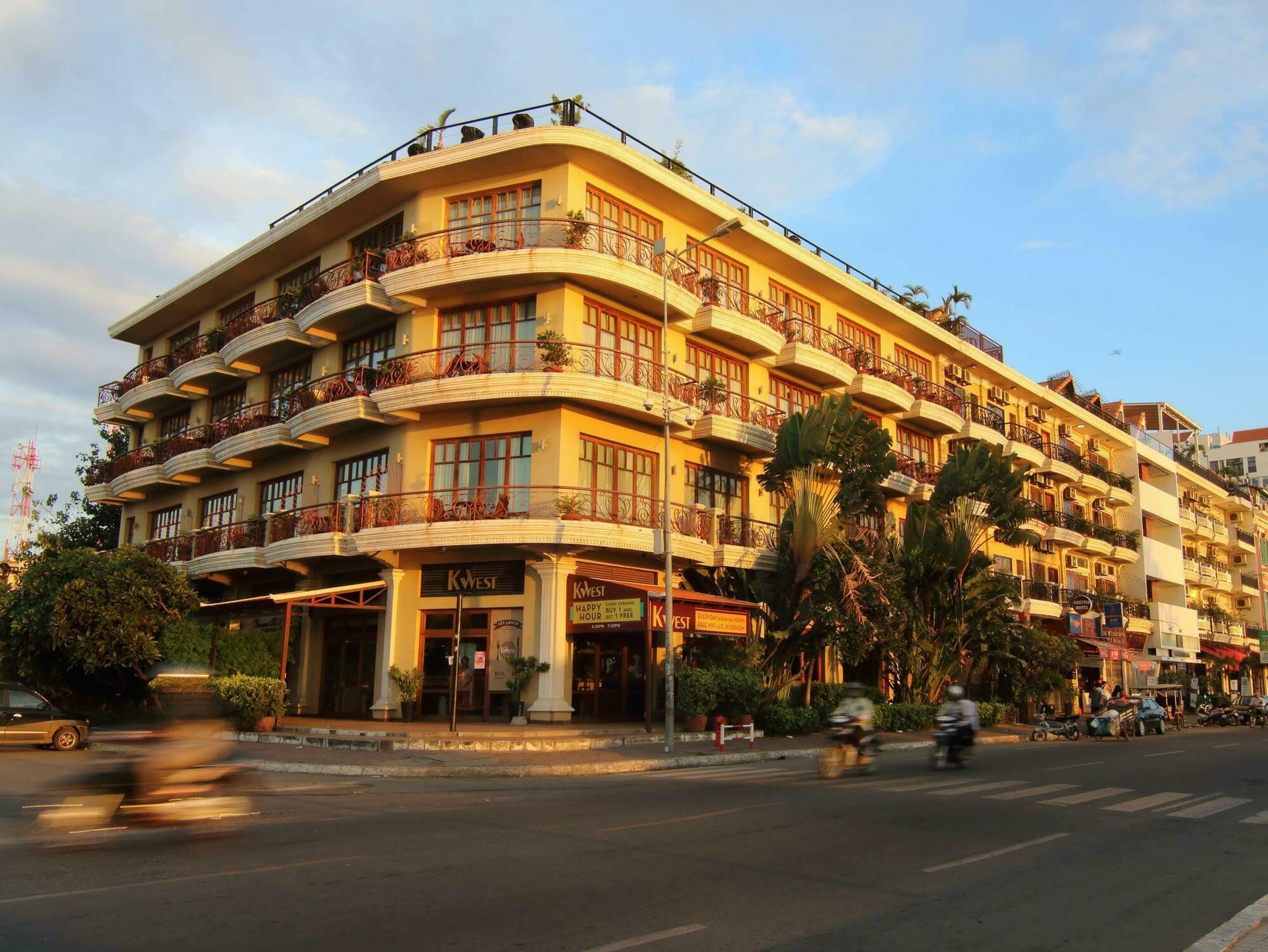 Amanjaya Pancam Suites Hotel Πνομ Πενχ Εξωτερικό φωτογραφία